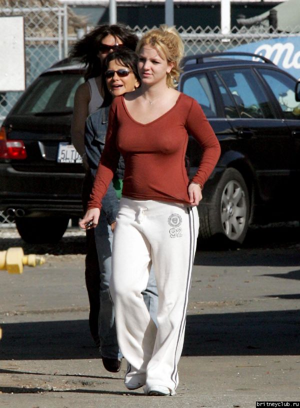 Бритни в Малибуutb_spears_6_111505_(1).jpg(Бритни Спирс, Britney Spears)