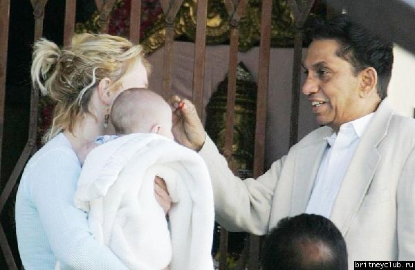 Бритни и Шон в Малибу, Калифорния10.jpg(Бритни Спирс, Britney Spears)