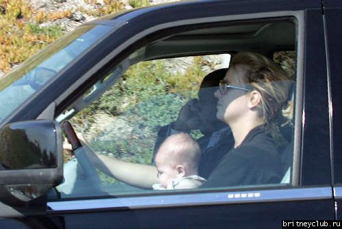 Бритни нарушает правила9d254_britney_babydrive3.jpg(Бритни Спирс, Britney Spears)