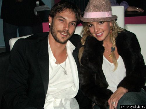 Бритни и Кевин в 11.jpg(Бритни Спирс, Britney Spears)