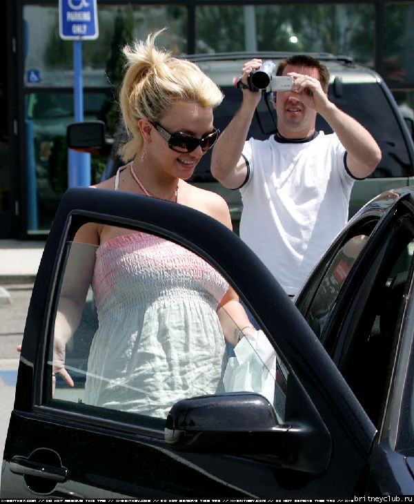 Бритни в Малибу06s.jpg(Бритни Спирс, Britney Spears)