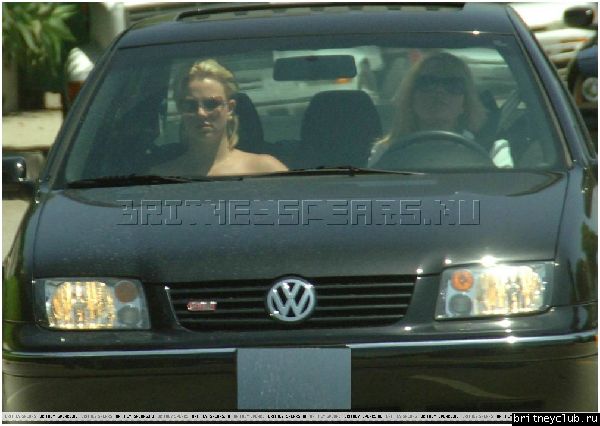 Бритни посетила ресторан Taco Bell1147168685450.jpg(Бритни Спирс, Britney Spears)