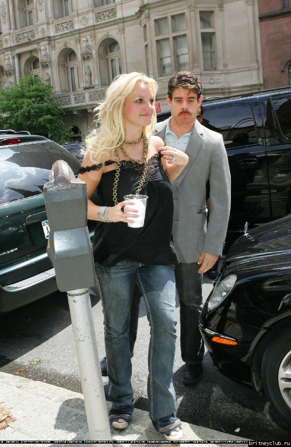 Шоппинг в Нью Йорке21.jpg(Бритни Спирс, Britney Spears)