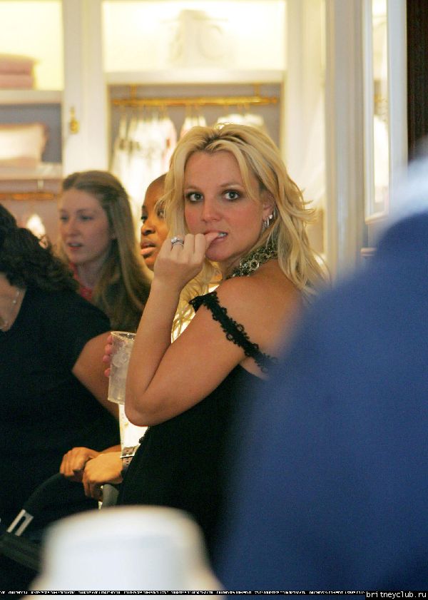 Шоппинг в Нью Йорке23.jpg(Бритни Спирс, Britney Spears)