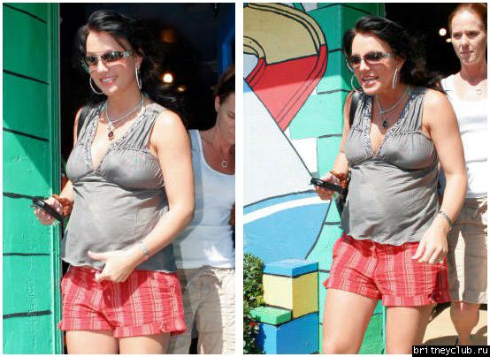 Шоппинг в Toy Crazy17.jpg(Бритни Спирс, Britney Spears)