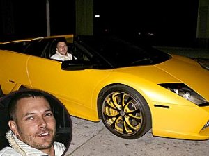 http://www.britneyclub.ru/i/2006/11/15/kevin_federline320.jpg