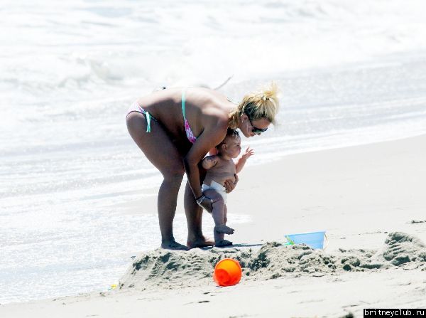 Бритни с Шоном в Майями24.jpg(Бритни Спирс, Britney Spears)