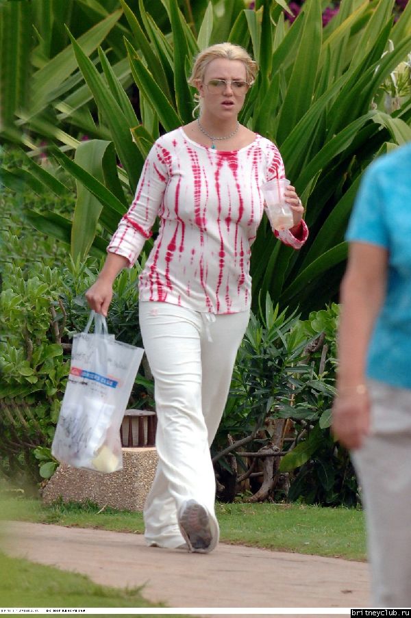Поход в церковь и шоппинг05.jpg(Бритни Спирс, Britney Spears)