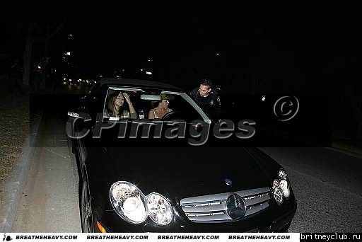 За Бритни тянутся полицейскиеbritney-cops14.jpg(Бритни Спирс, Britney Spears)