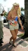 Бритни с Элли на шоппинге в South Beach Miami 