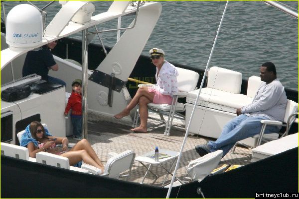 У Бритни продолжается круиз с детьмиbritney-cruise07.jpg(Бритни Спирс, Britney Spears)