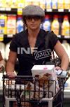 Бритни в супермаркете Ralphs
