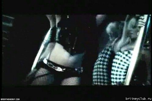 Сканы из клипа Gimme Moregimmemore_150.JPG(Бритни Спирс, Britney Spears)