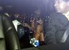 Бритни выполняет тест DMV  в своей машине