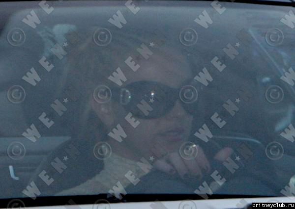 Бритни покупает новую машинуbritney-mercades50.jpg(Бритни Спирс, Britney Spears)