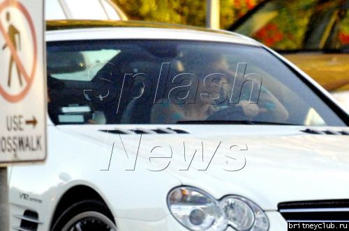 Бритни направляется в Лос Анжелес (13 ноября 2007)britney-worried01.jpg(Бритни Спирс, Britney Spears)