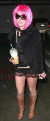 Бритни приехала в Starbucks