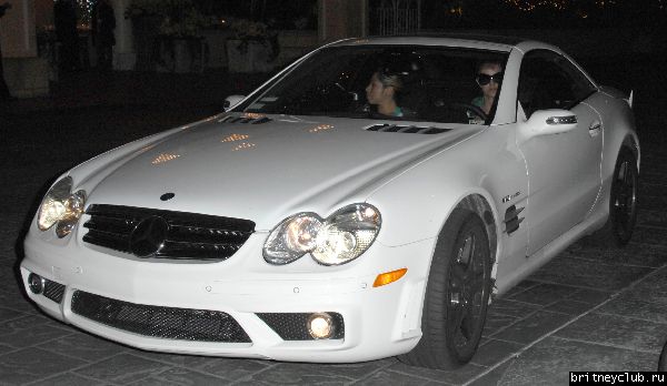 Бритни приезжает в отель The Four Seasons8678_(7).jpg(Бритни Спирс, Britney Spears)