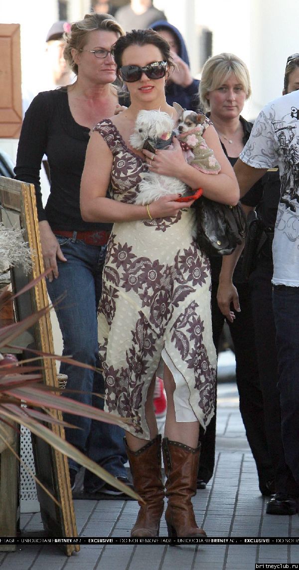 Бритни и Эднан в Manhattan Beach31~21.JPG(Бритни Спирс, Britney Spears)