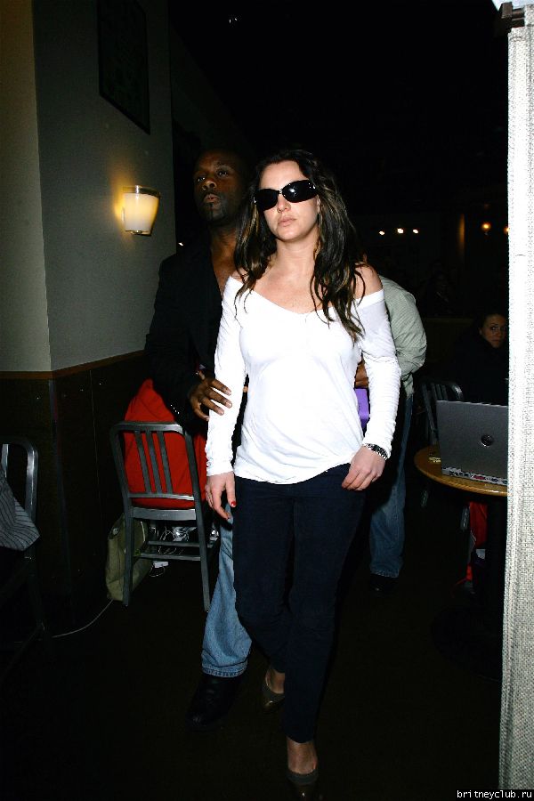 Бритни в StarbucksJALBA060904_063.JPG(Бритни Спирс, Britney Spears)