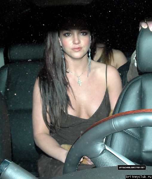 Бритни с отцом в клубе Social01~220.jpg(Бритни Спирс, Britney Spears)