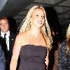 Бритни уезжает с вечеринки Christian Audigier 23 мая 2008 года