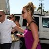 Бритни на шоппинге в Nicoletti & Sherman Oaks в Лос Анджелесе 6 июня 2008 года