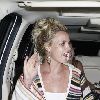 Бритни и Ларри Рудольф обедают в отеле Thompson в Беверли Хиллз 6 июня 2008 года