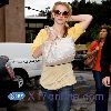 Бритни купила кофе в Starbucks, а затем отправилась на Ланч в Jerry