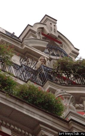 Бритни в отеле Парижаnormal_britney-spears-paris-11288-2.jpg(Бритни Спирс, Britney Spears)