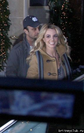 Бритни в отеле Парижаnormal_britney-spears-paris-11288-8.jpg(Бритни Спирс, Britney Spears)