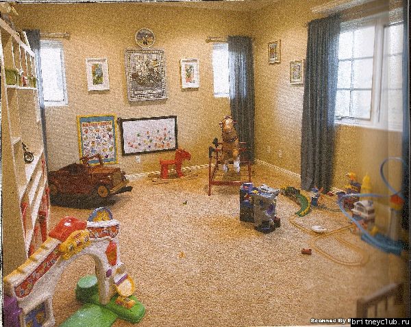Кевин Федерлайн в журнале People room.jpg(Бритни Спирс, Britney Spears)