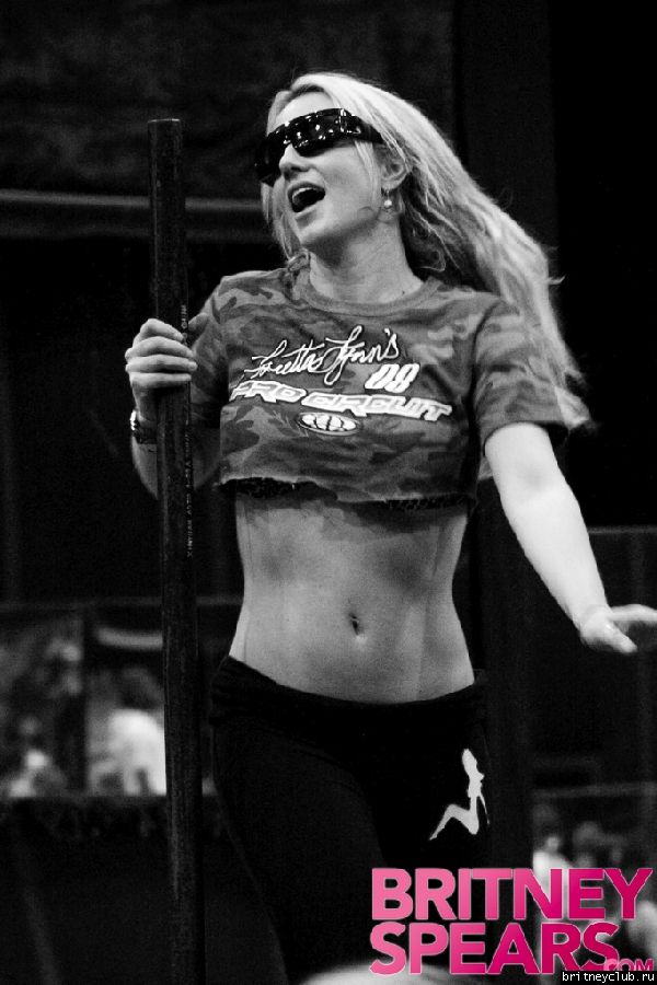 Бритни репетирует для Circus-тураgallery_enlarged-web-1.jpg(Бритни Спирс, Britney Spears)
