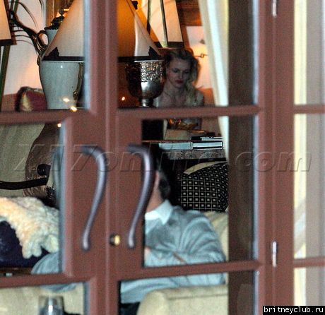 Бритни и Линн в отеле Montagebspearsmontage011809_03.jpg(Бритни Спирс, Britney Spears)