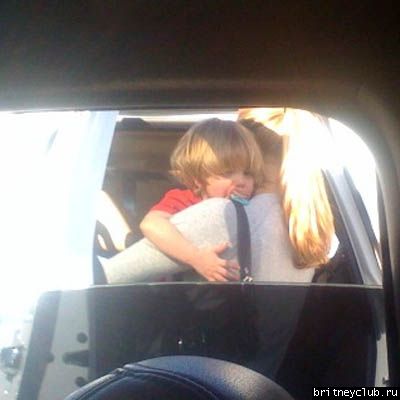 Кевин и Виктория с детьми в ресторане Fresnok-fed_family_0016_layer_12_full.jpg(Бритни Спирс, Britney Spears)