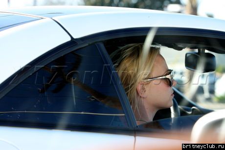 Бритни прибыла в танцевальную студиюbspears020109_07.jpg(Бритни Спирс, Britney Spears)