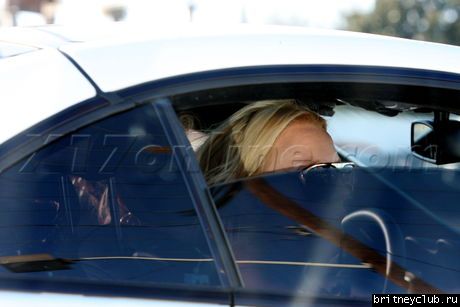 Бритни прибыла в танцевальную студиюbspears020109_12.jpg(Бритни Спирс, Britney Spears)