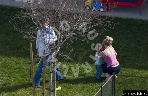 Бритни проводит время с детьми22.jpg(Бритни Спирс, Britney Spears)