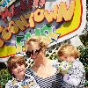 Бритни с Шоном и Джейденом в парке атракционов Mickey’s Toontown