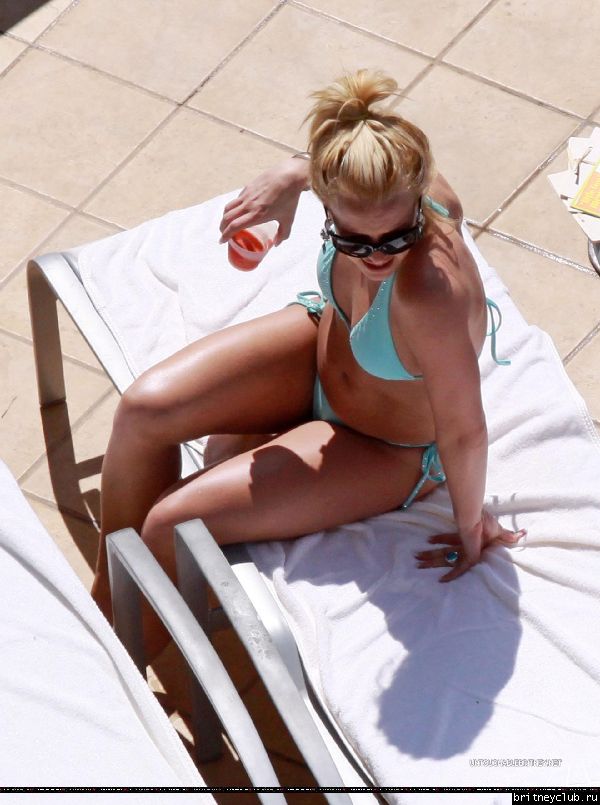 Бритни проводит время с детьми на свежем воздухе32.jpg(Бритни Спирс, Britney Spears)