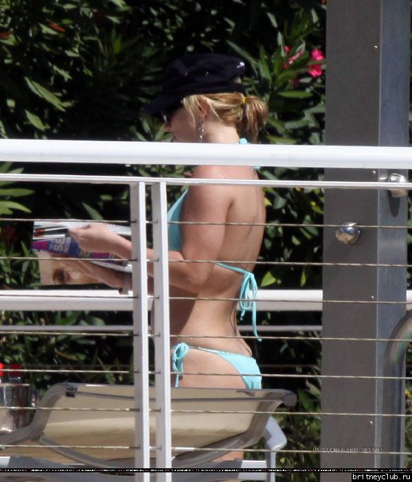 Бритни проводит время с детьми на свежем воздухе80.jpg(Бритни Спирс, Britney Spears)