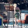 Эксклюзив: 25 февраля Бритни отдыхает во дворе дома в Calabasas