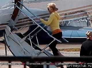 Бритни в аэропорту Van Nuys в Лос-Анджелесе22.jpg(Бритни Спирс, Britney Spears)