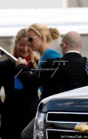 Бритни улетает в Сакраменто02.jpg(Бритни Спирс, Britney Spears)