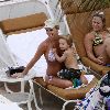 Бритни с детьми отдыхает на пляже