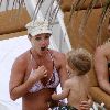 Бритни с детьми отдыхает на пляже