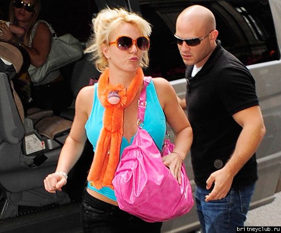 Бритни с детьми в зоопарке49.jpg(Бритни Спирс, Britney Spears)