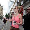 Бритни на шоппинге в районе Soho Лондона