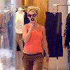 Бритни на шоппинге в районе Soho Лондона