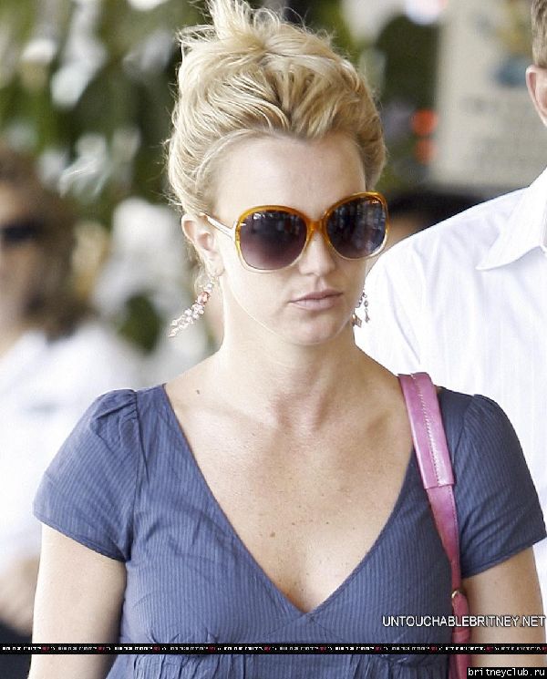 Бритни в ресторане Health Nut05.jpg(Бритни Спирс, Britney Spears)